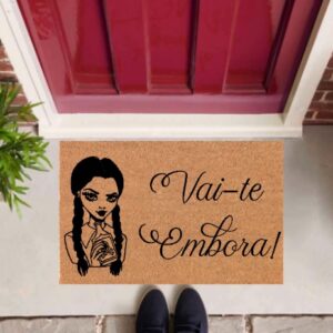 Tapete - Wednesday - Vai-te embora!